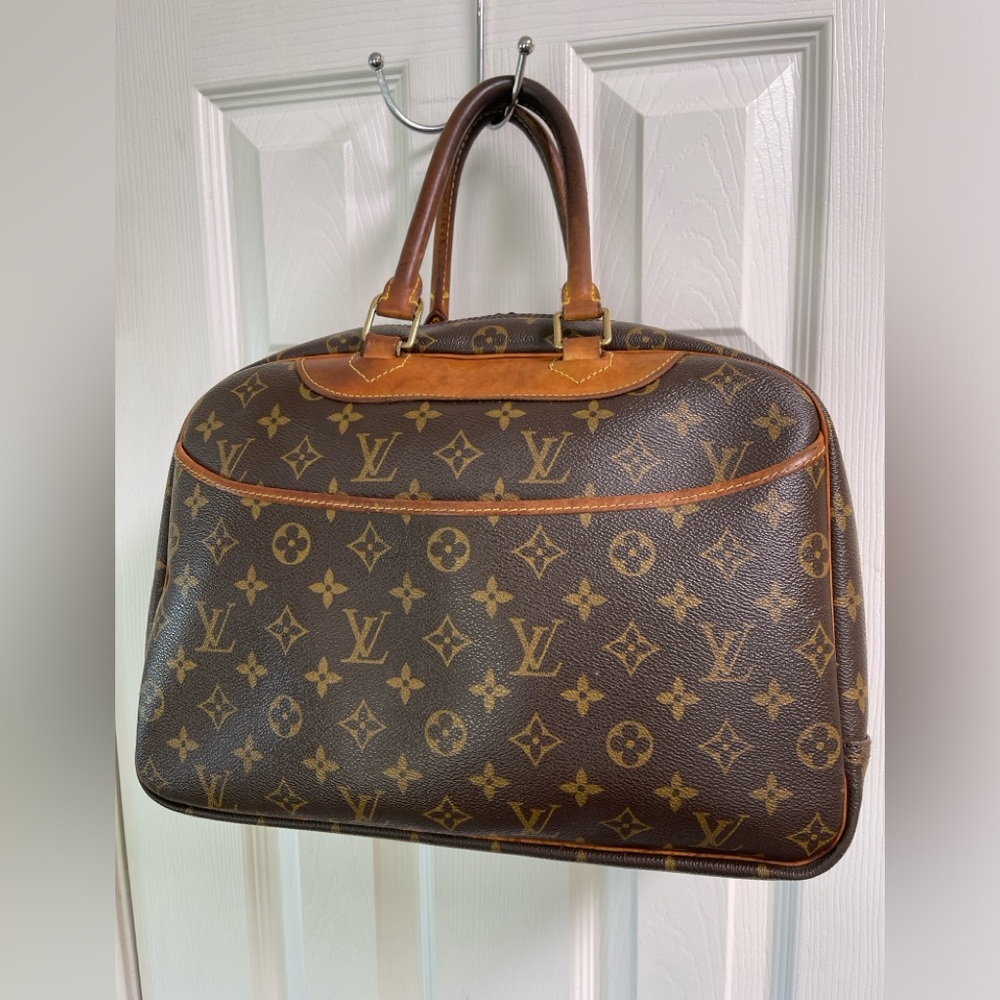 Louis Vuitton Deauville Brown Canvas Handbag (VERY GOOD CONDITION)